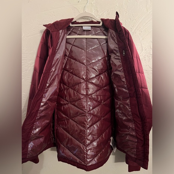 Columbia Fleece Hooded Insulated Water Resistant Jacket - Picture 8 of 9